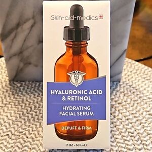 SKIN AID MEDICS HYALURONIC ACID & RETINOL FACIAL SERUM